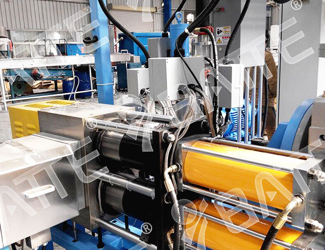 continuous hydraulic screen changer for extruder