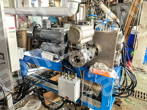 hot melt adhesive extrusion screen changer