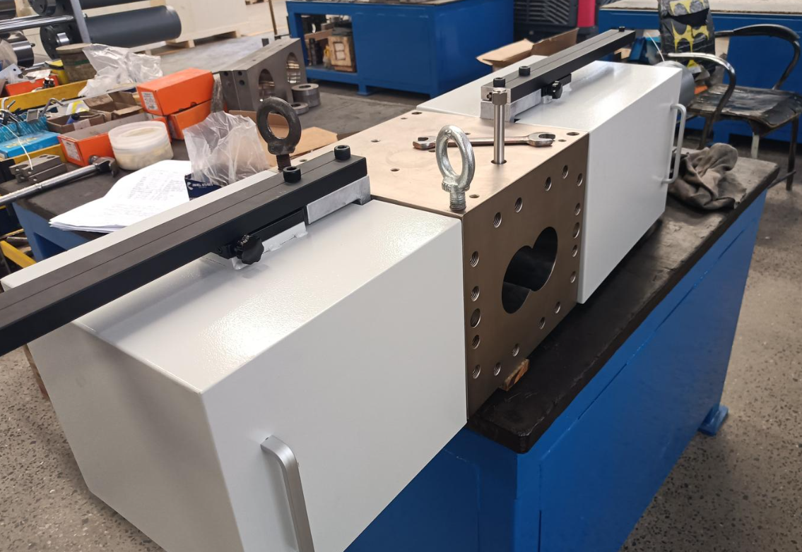 polymer melt filter sdreen changer