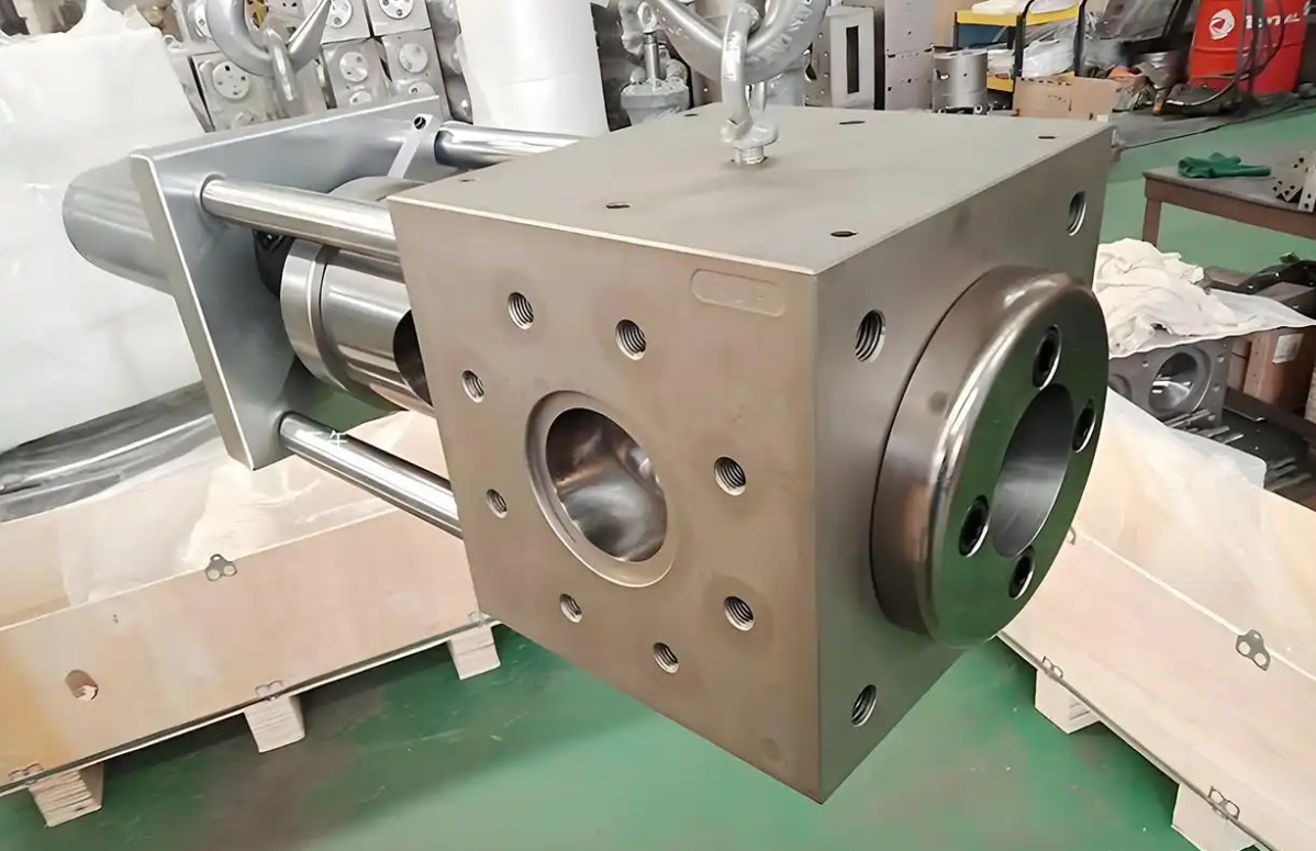 screen changer in extruder